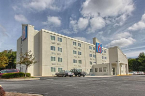 Motel 6-York, PA - North